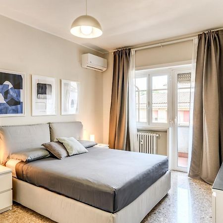Holydom71 Apartment โรม ภายนอก รูปภาพ