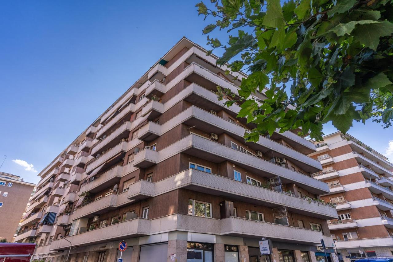Holydom71 Apartment โรม ภายนอก รูปภาพ