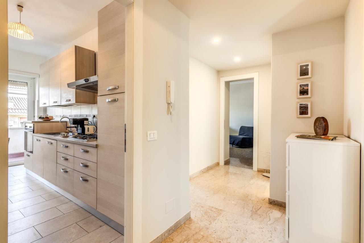 Holydom71 Apartment โรม ภายนอก รูปภาพ