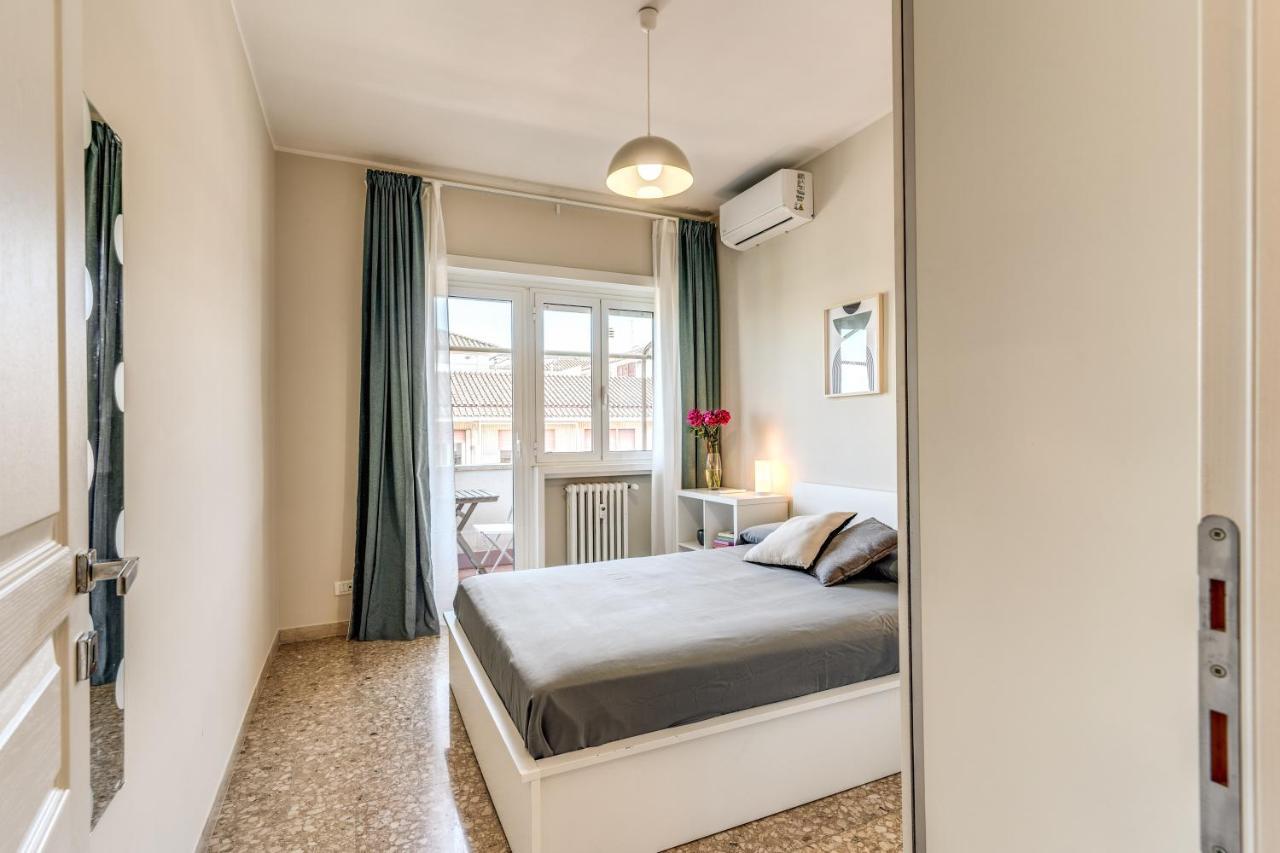 Holydom71 Apartment โรม ภายนอก รูปภาพ